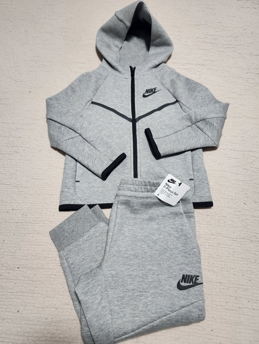 NWT NIKE TECH TRACKSUIT